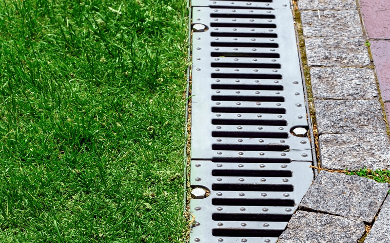 Lawn Care Maintenance in Evanston, IL
