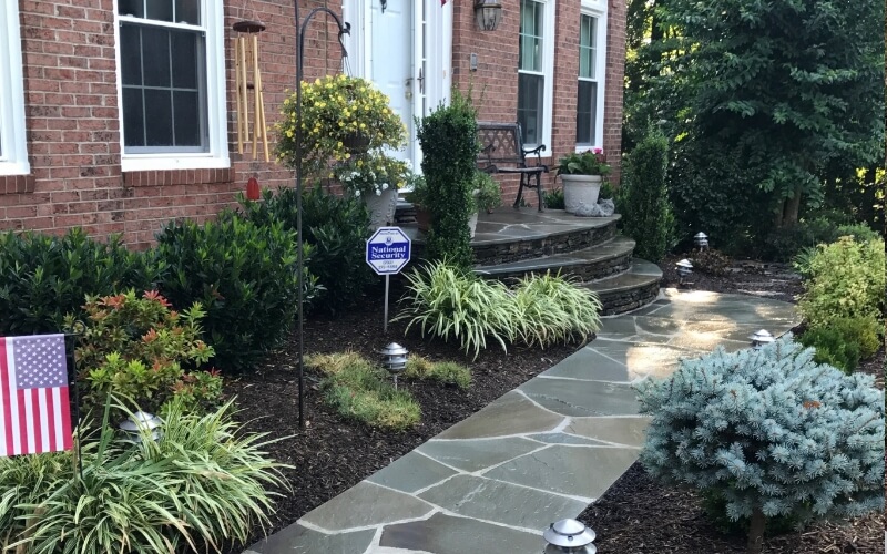 Lawn Maintenance in Chicagoland